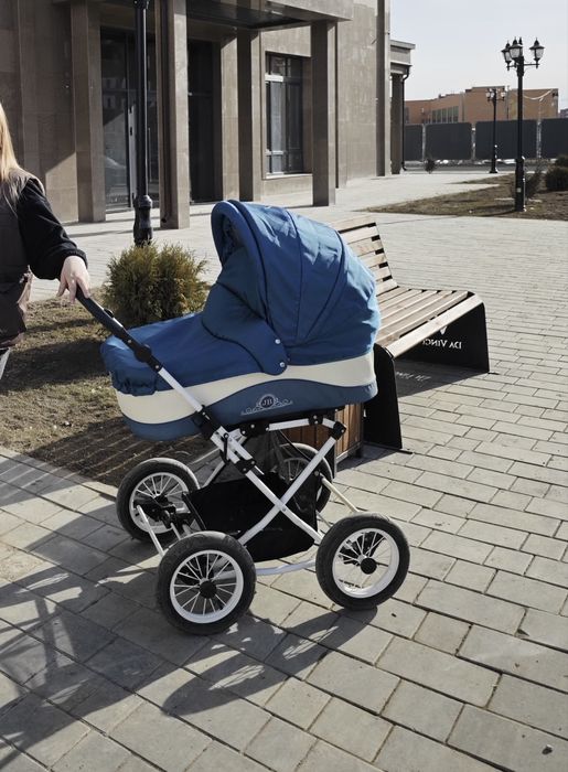 Продам коляску lonex