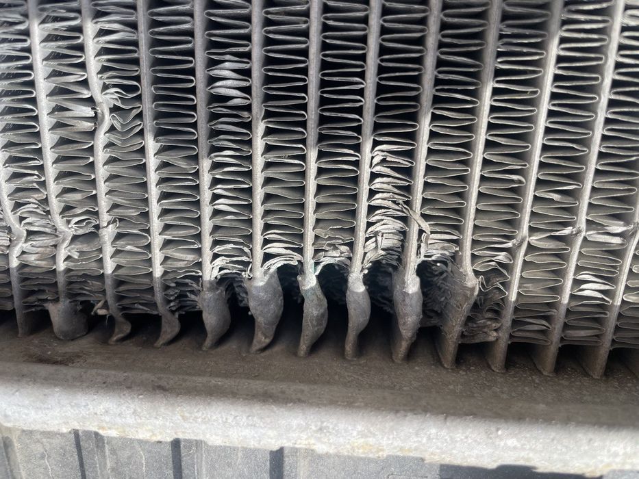 Радиатор основной БМВ е36