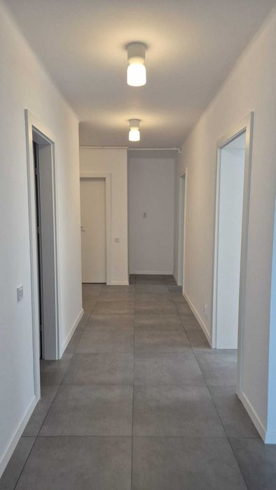 Se inchiriaza apartament 3 camere in zona Arena