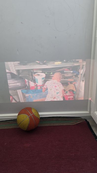 Продам Танк 2 с проектором