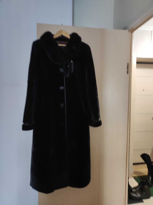 Продам шубу мутон