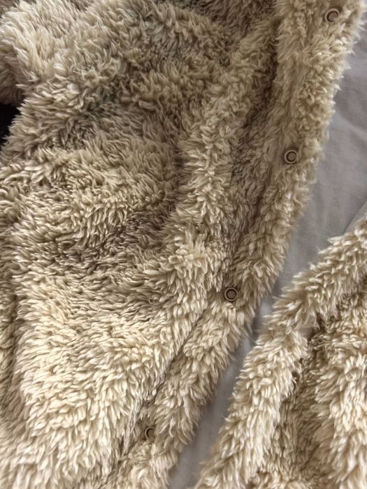 Продам 2 комбинезона