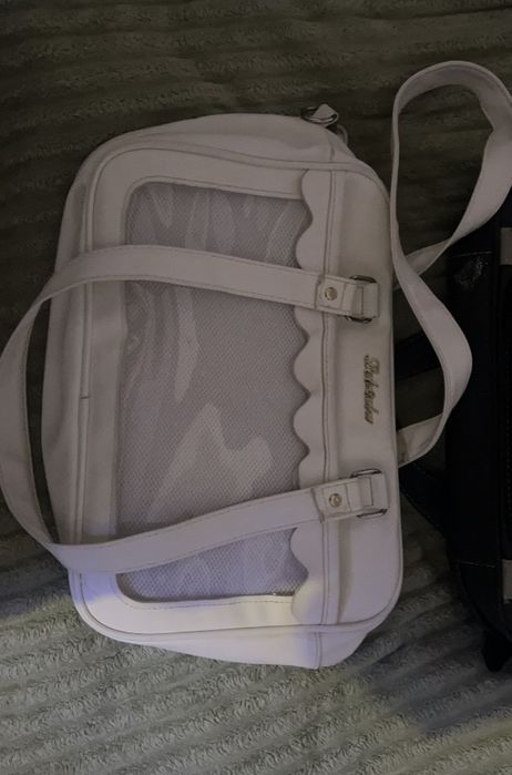 белая сумка через плечо итабэг