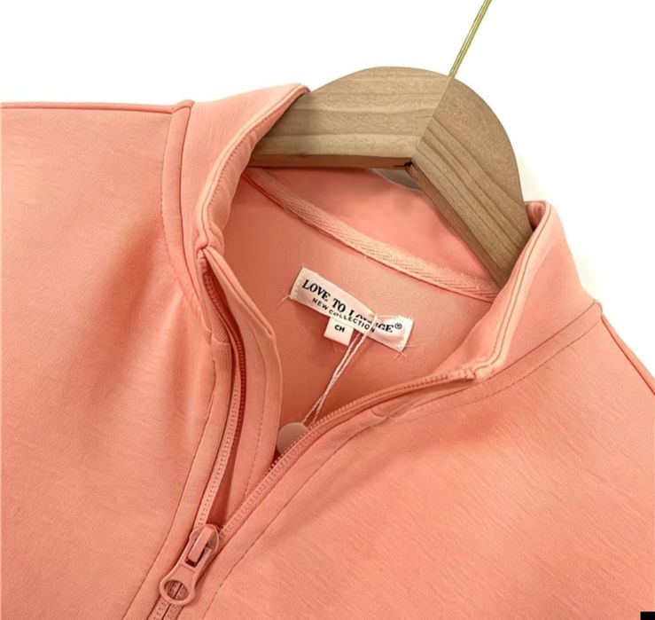 Костюм спортивный