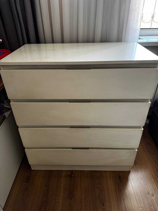 Продам комод для одежды