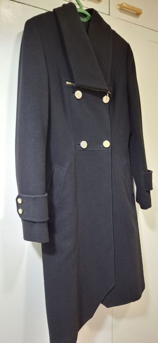 Пальто 300.тыс сум