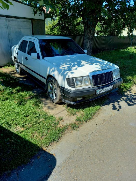 Продам Мерседес 124