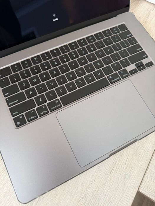 Продам Macbook Air m3