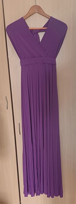 Rochie eleganta cu spatele gol