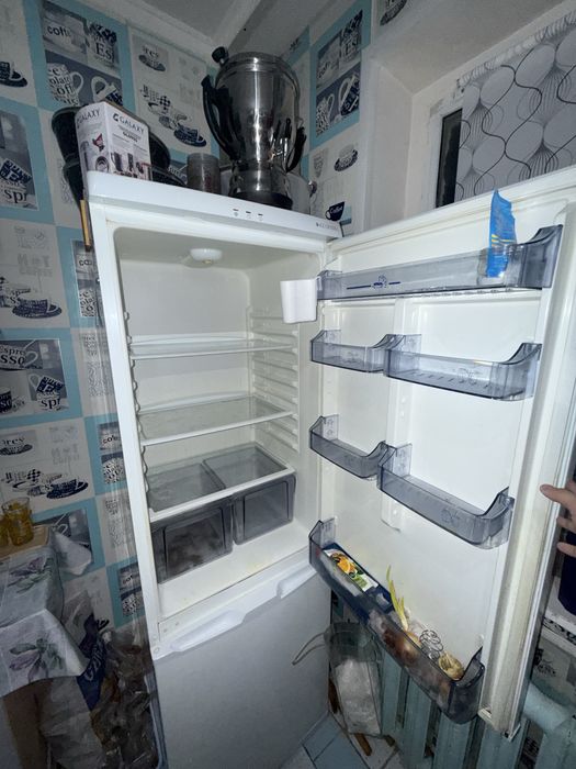 Холодильник не рабочий