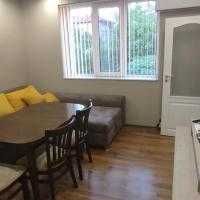 Двустаен апартамент за нощувки МаксиМо