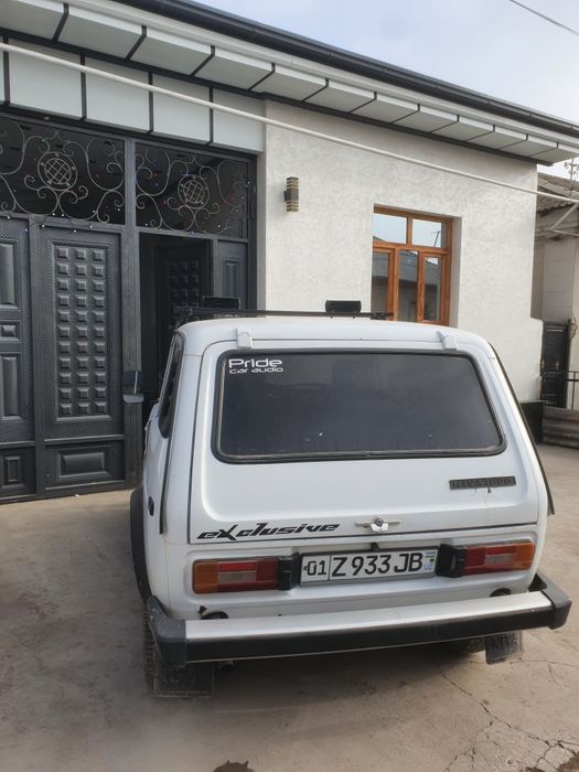 Vaz 21 21 moshina yahshi holatda