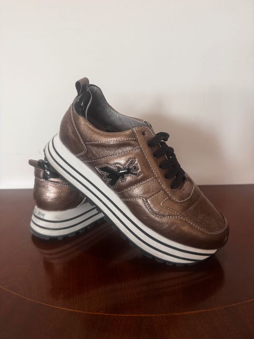Patrizia Pepe sneakers 37 номер