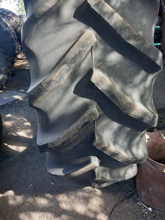 Продам шины авто и сельхоз