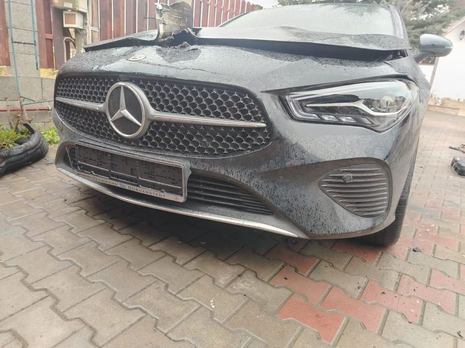 Dezmembrez Mercedes cla 2024 facelift motor 1.4 benzină automat