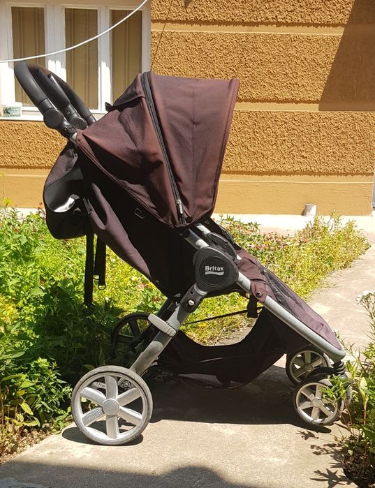 Количка за близнаци