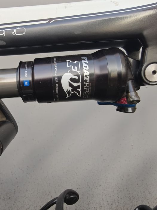 Bicicleta cross CUBE AIM pro