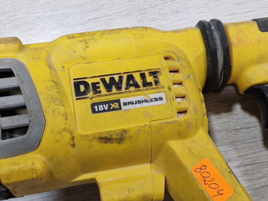 Акумулаторен перфоратор DeWalt XR DCH263P1, 18V, 3J, черно-жълт