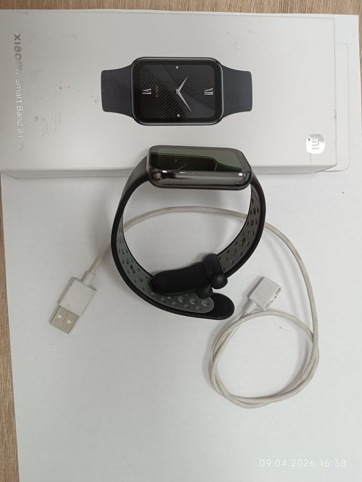 Фитнес-браслет  Mi Band 8 PRO