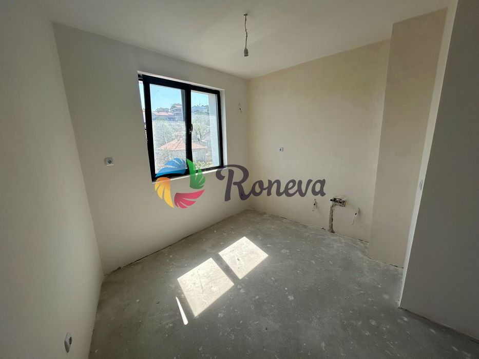 Продава се Тристаен апартамент в Варна, Виница - 108 кв.м за 1389 €/кв.м - Снимка #3