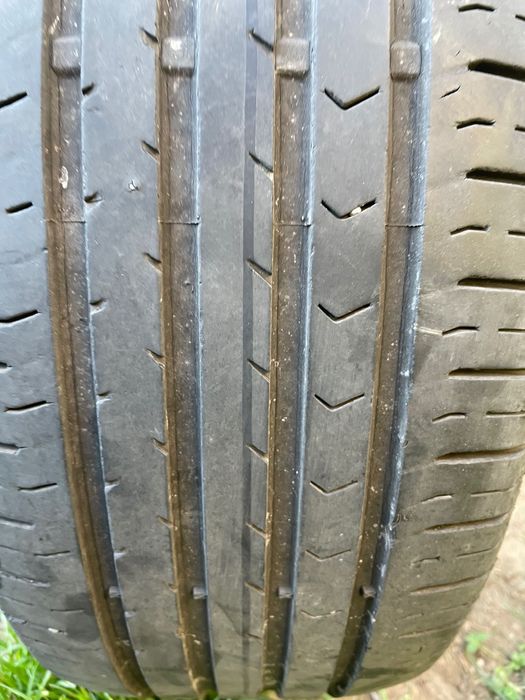 Vând anvelope vară Continental 205/55/16