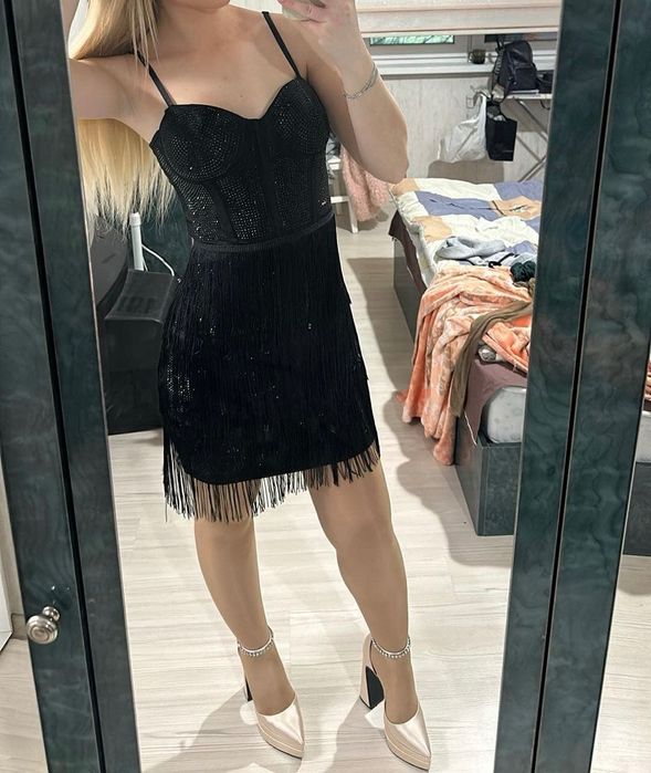 Черна парти рокля