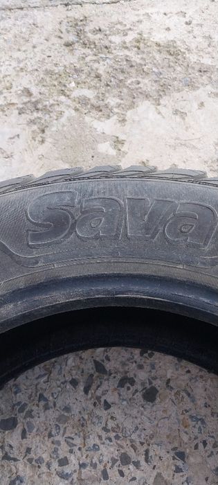 Шины шипованные продам