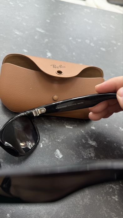 Ray-Ban Meta glasses wayfarer 1 Gen с Кейс за зареждане
