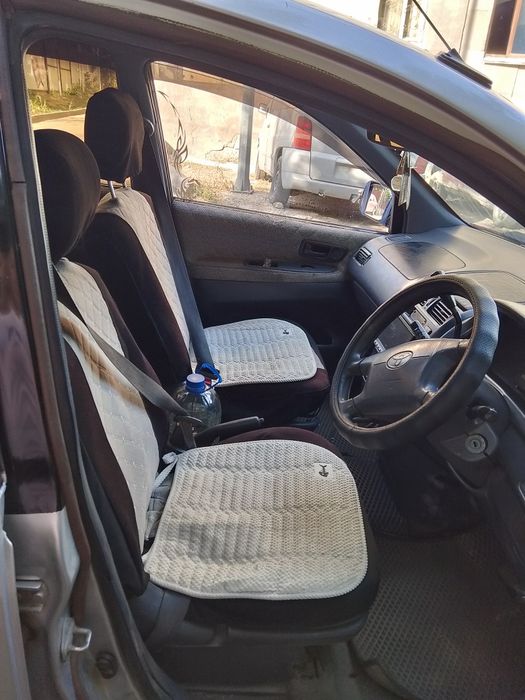 Toyota ipsum 1996