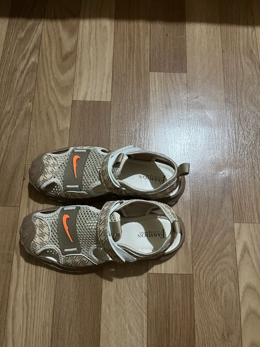 Подростковые полу сапоги, сандали