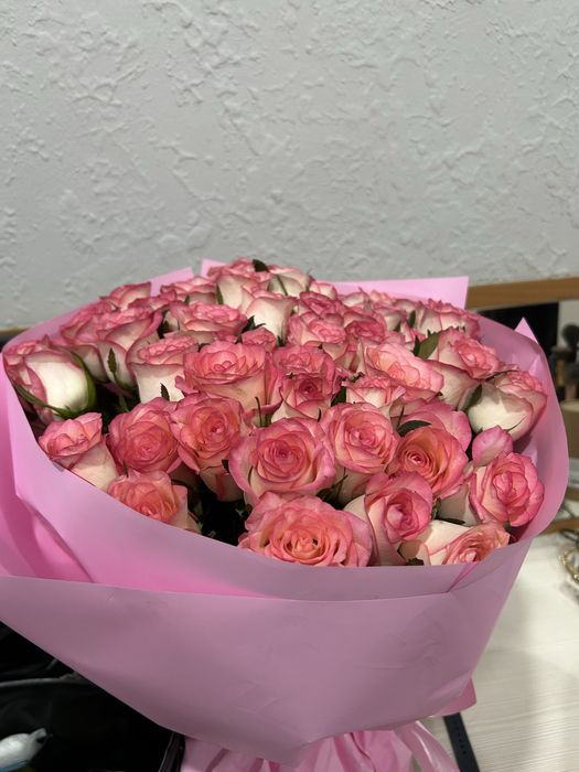 Продам срочно букет 51 роза