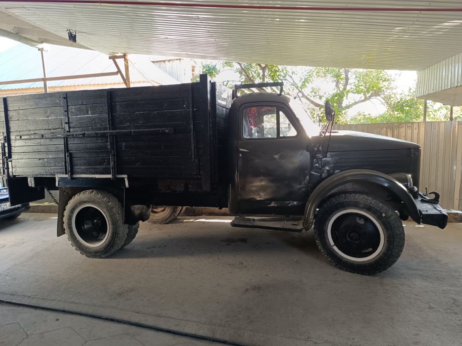 Газик сатылады  еки млн 500 мын