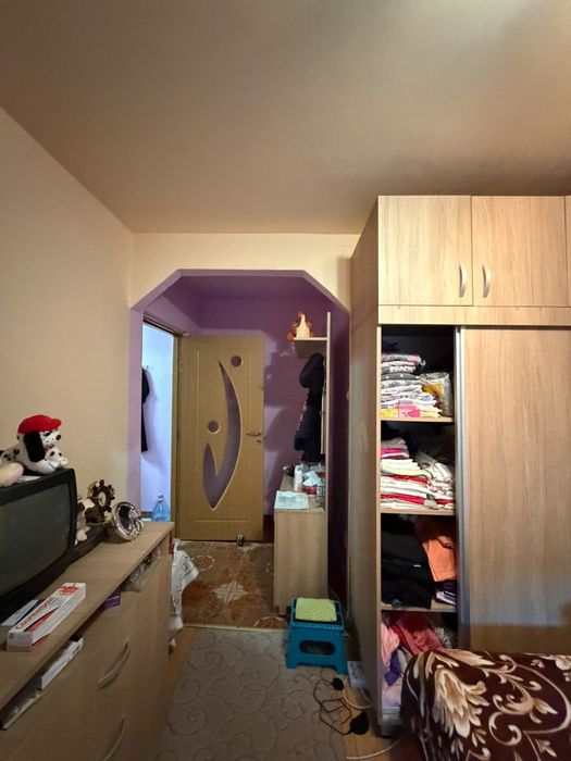 Vând apartament 3 camere