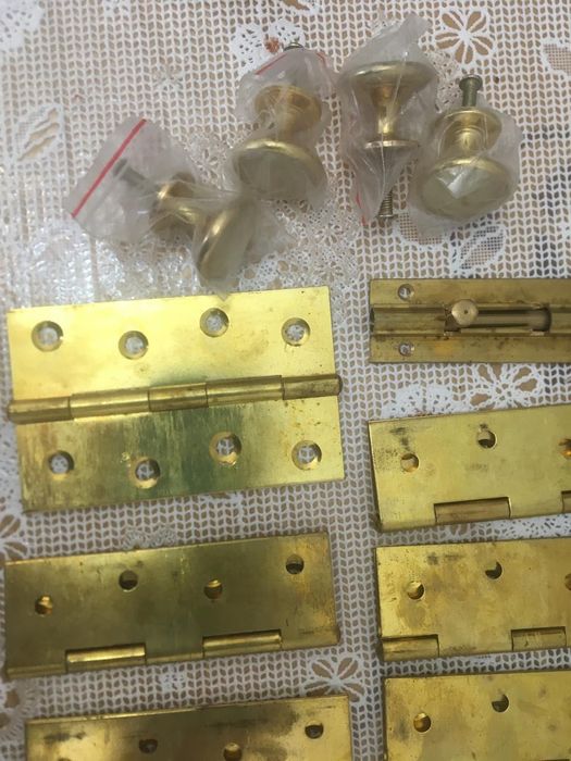 Новые Петли мебельные латунь