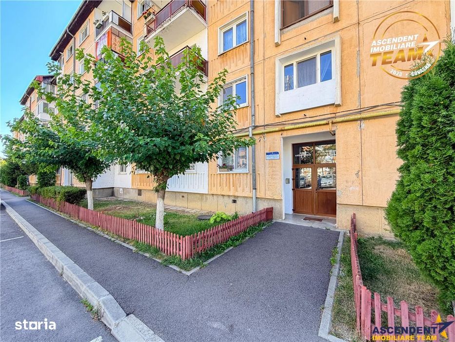 Confort,liniste,pozitie apreciabila: Apartament renovat,decomandat,3 c