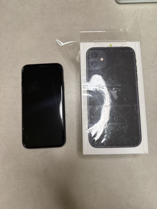 iPhone 11 64gb в отличном состоянии