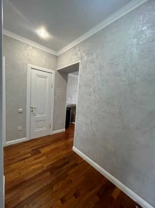 2 комнатная Серкебаева 78а