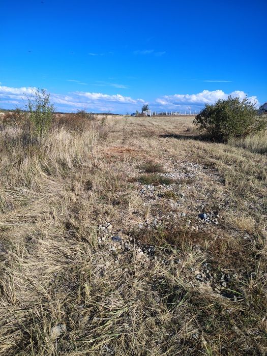 Teren 500 mp – Cihei / limită Apateu | Lângă Inelul Metropolitan
Vând teren intravilan