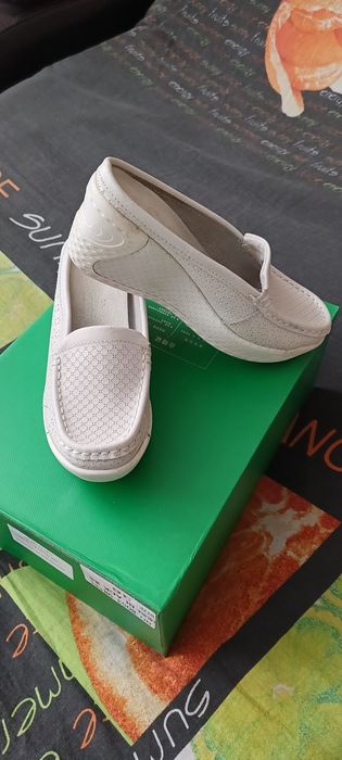 Туфли на девочку подростка.