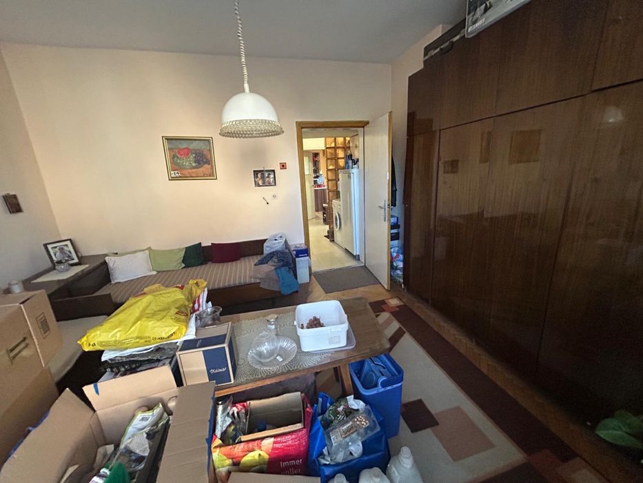Продава се Четиристаен апартамент в Плевен, Идеален център - 96 кв.м за 2136 €/кв.м - Снимка #12