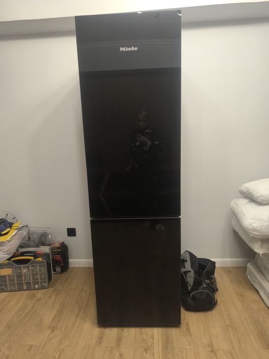 Холодильник МiЕLi