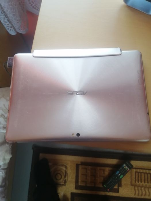 Таблет ASUS tf201