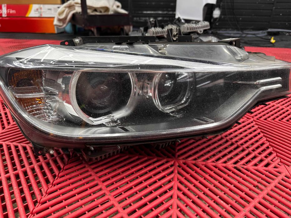 Set Faruri Bixenon Adaptive BMW Seria 3 F30 - Complete - Masina personala