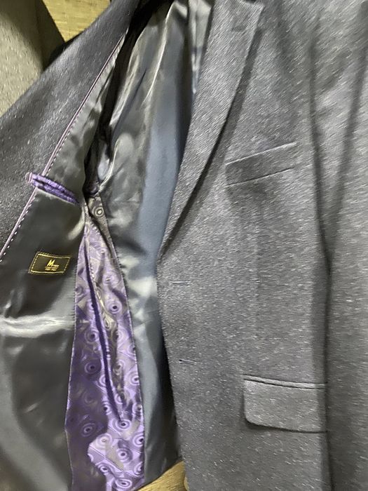 Продам пиджак на мальчика