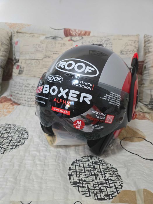 Vand casca moto noua