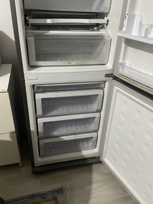 Продам холодильник самсунг