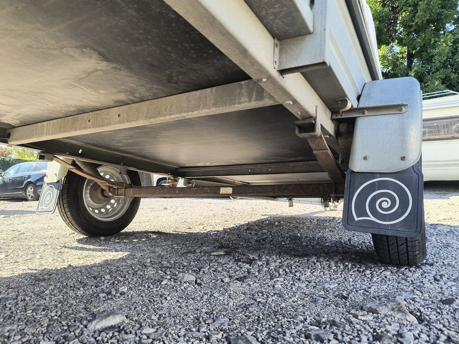 Ремарке за автомобил