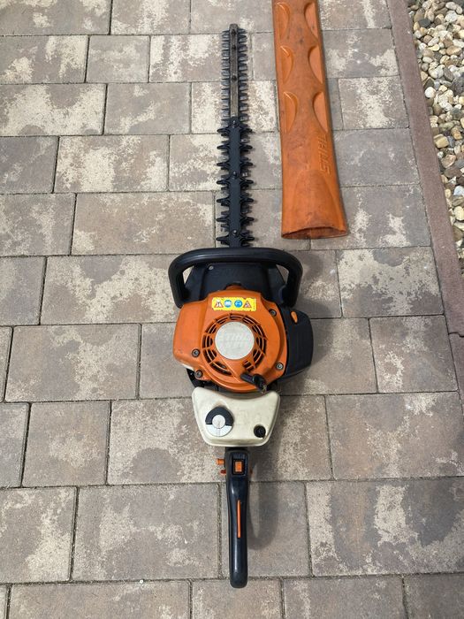 Motofoarfeca - foarfeca Stihl HS 81 T pe benzina