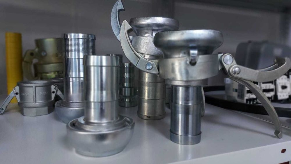 Быстросъёмное соединение (ПЕРРОТ) для шланга 65 мм. Камлок