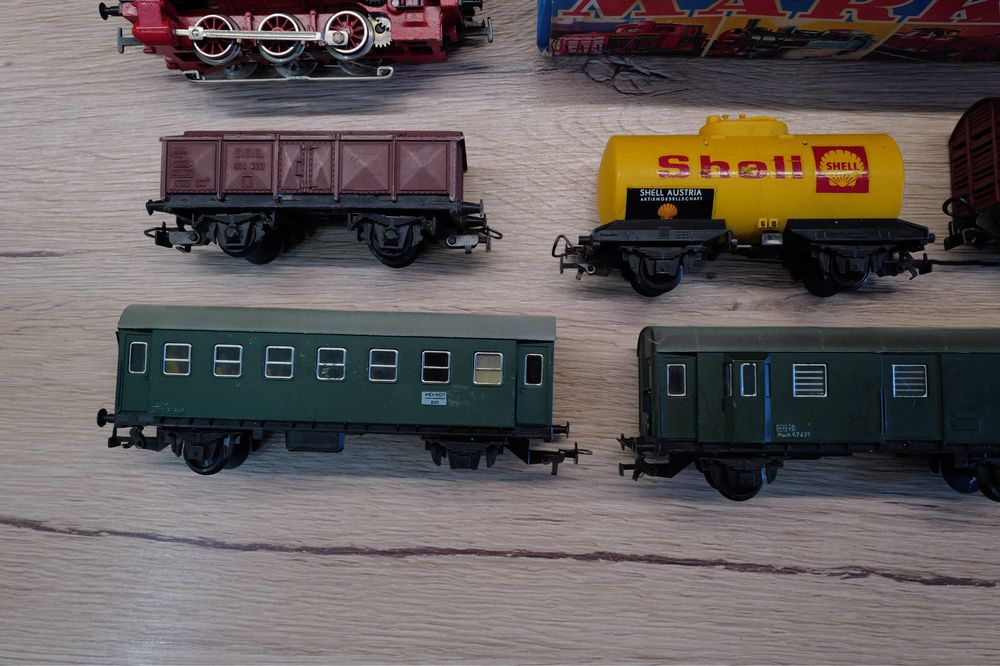 Jucarie Tren HO Marklin si Kleinbah 3 locomotive plus vagoane